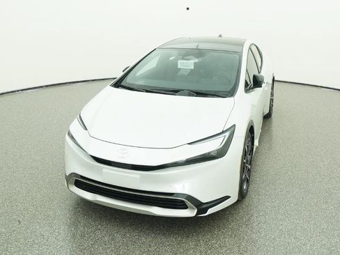 New 2026 Toyota Prius Plug-In Hybrid FWD image 35