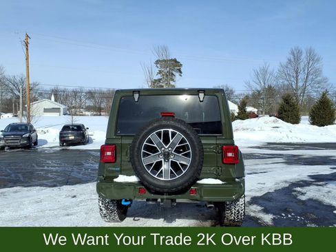 Used 2024 Jeep Wrangler High Altitude AWD/4WD image 5