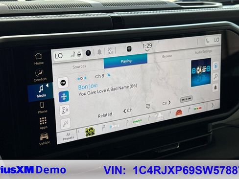 Used 2025 Jeep Wrangler Unlimited Sahara w/ Safety Group image 34