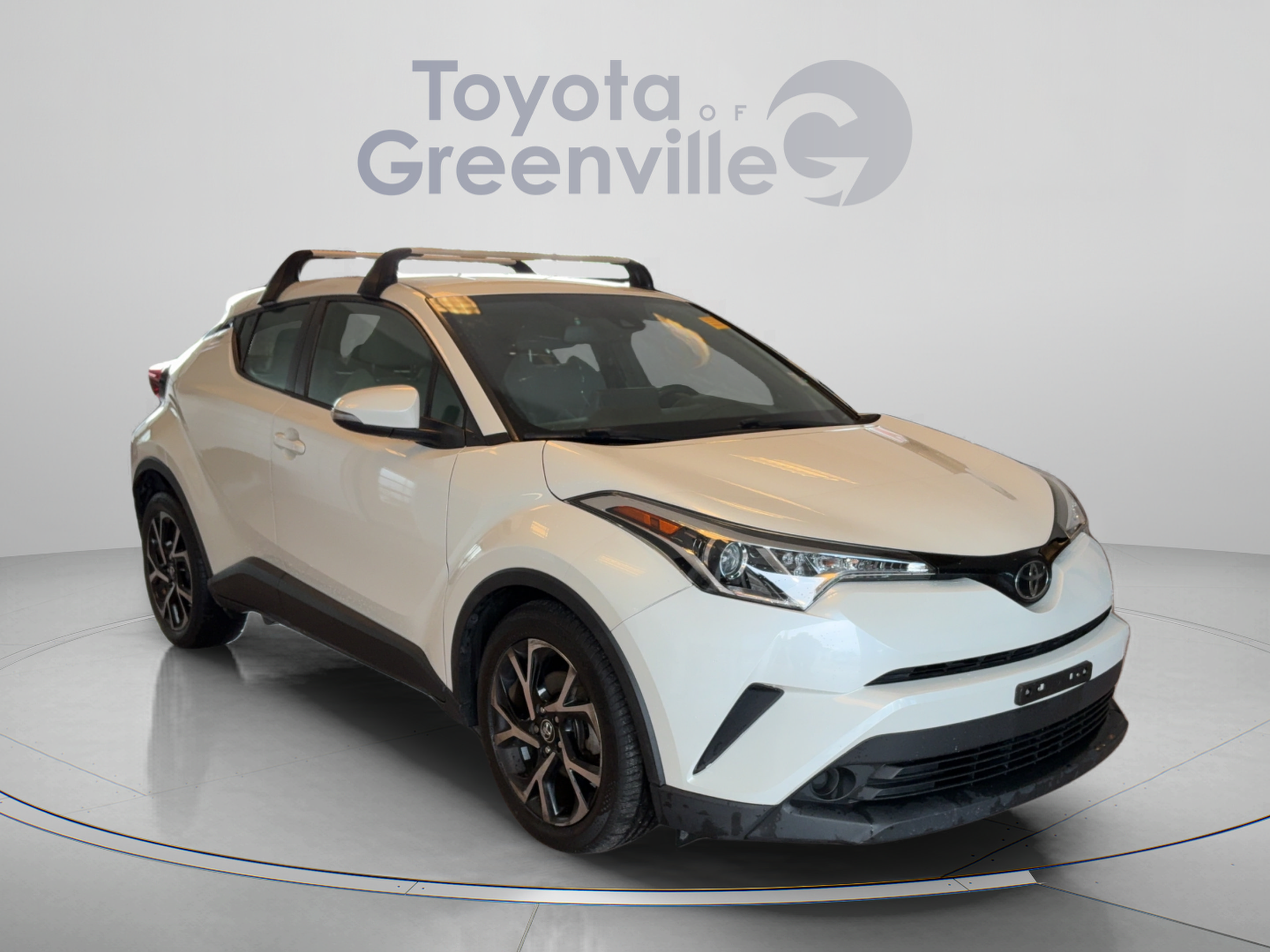 Used 2019 Toyota C-HR XLE FWD image 8