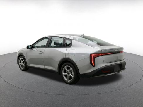 Used 2025 Kia K4 FWD image 7