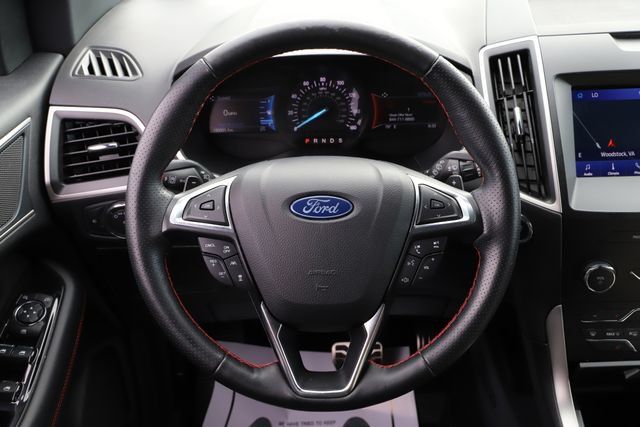 Used 2020 Ford Edge ST-Line w/ Cold Weather Package AWD/4WD image 23