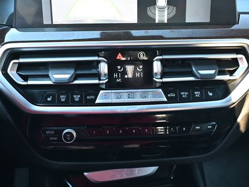 Used 2023 BMW X3 xDrive30i w/ Convenience Package image 25