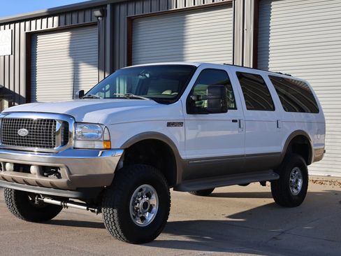 Used 2002 Ford Excursion Limited image 5