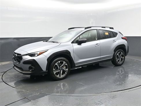 Used 2024 Subaru Crosstrek 2.0i Premium image 1