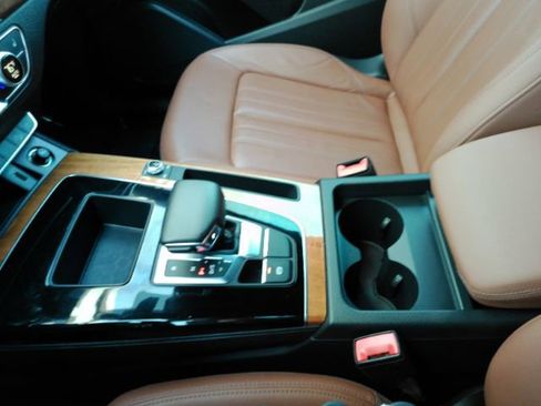 Used 2023 Audi Q5 2.0T Premium image 42