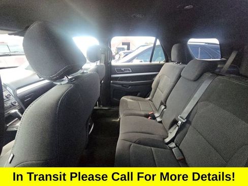 Used 2017 Ford Explorer XLT AWD/4WD image 7