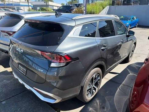 Certified 2025 Kia Sportage EX AWD/4WD image 3