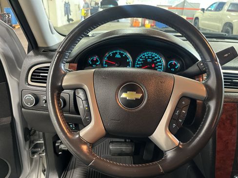 Used 2013 Chevrolet Avalanche LT w/ All-Star Edition AWD/4WD image 16
