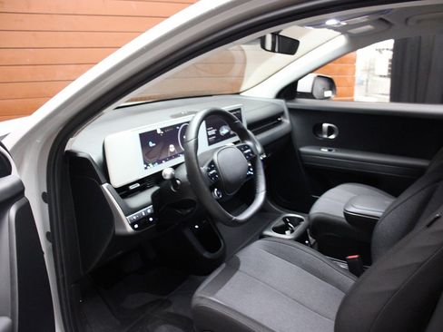Used 2024 Hyundai Ioniq 5 SEL image 12