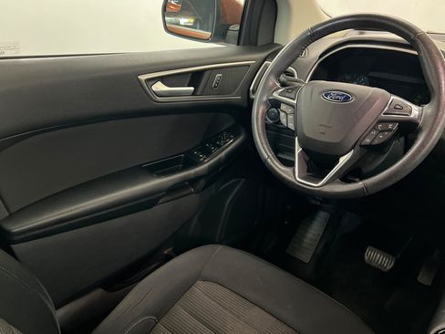 Used 2017 Ford Edge SEL AWD/4WD image 12