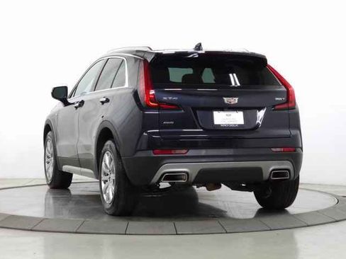 Certified 2023 Cadillac XT4 Premium Luxury image 3