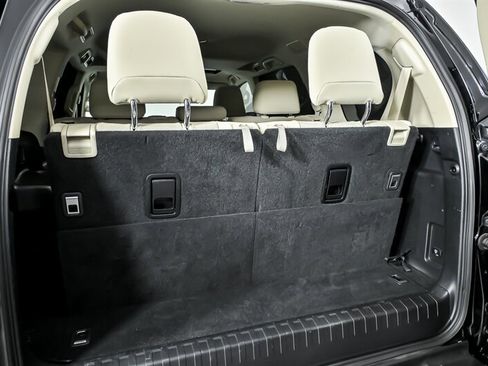 Used 2023 Lexus GX 460 Premium w/ Premium Package AWD/4WD image 15