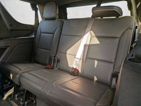 Used 2021 Chevrolet Tahoe Premier image 19