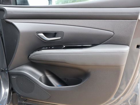 New 2026 Hyundai Tucson Limited image 9