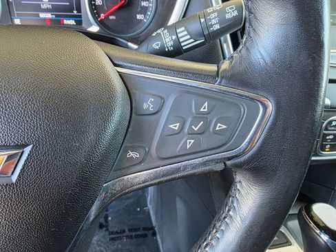 Used 2019 Chevrolet Equinox LT AWD/4WD image 27