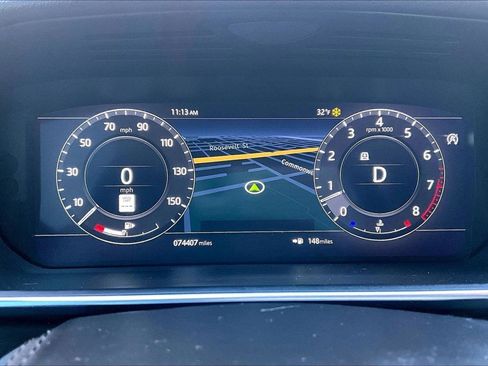 Used 2018 Land Rover Range Rover HSE image 13