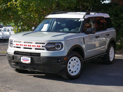 Certified 2024 Ford Bronco Sport Heritage w/ Heritage Convenience Package image 2