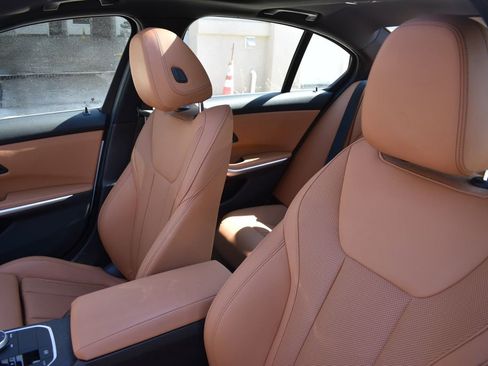 Used 2024 BMW 330i Sedan w/ Convenience Package RWD image 10