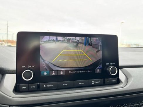 Used 2023 Honda Accord EX image 19