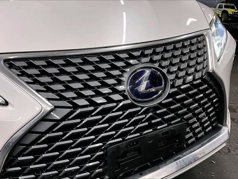 Used 2021 Lexus RX 450h AWD w/ Premium Package image 29