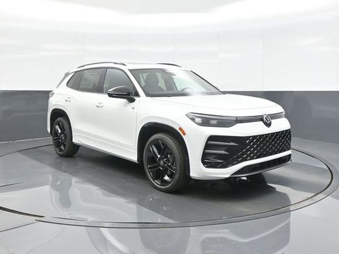 New 2026 Volkswagen Tiguan SE R-Line FWD image 1
