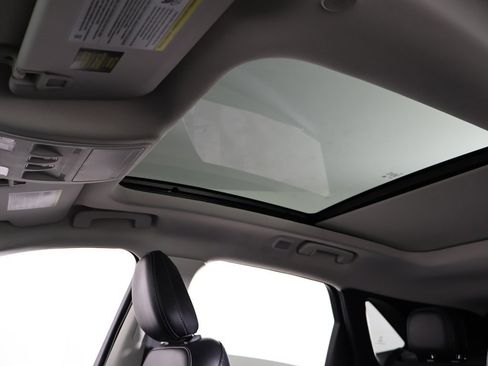 Used 2022 Ford Escape SEL w/ Technology Package image 22