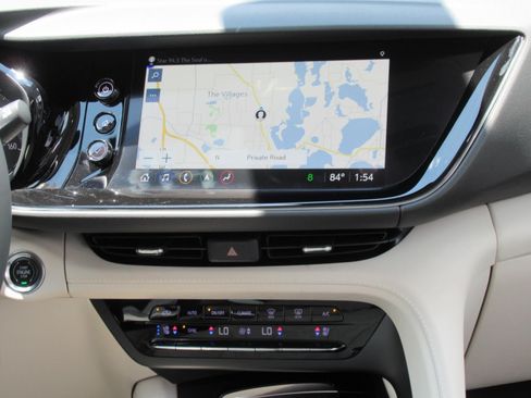 Used 2022 Buick Envision Avenir w/ Technology Package II FWD image 16