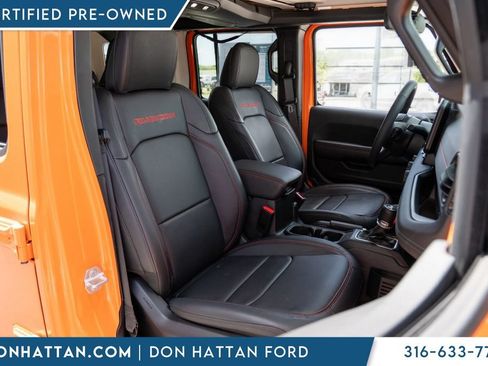 Used 2025 Jeep Wrangler Unlimited Rubicon w/ Convenience Group AWD/4WD image 28