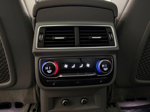 Used 2019 Audi Q7 3.0T Prestige w/ Prestige Package image 45