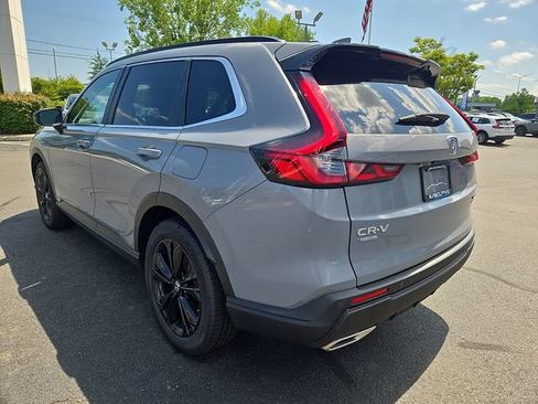 Used 2024 Honda CR-V Sport Touring image 4