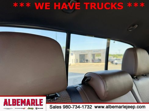 Used 2020 Toyota Tacoma Limited AWD/4WD image 40