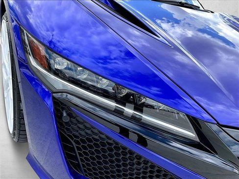 Used 2017 Acura NSX image 28