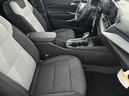 New 2026 Chevrolet Trax LS FWD image 15