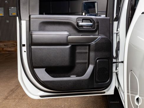 Used 2021 GMC Sierra 2500 AT4 w/ AT4 Preferred Package image 38