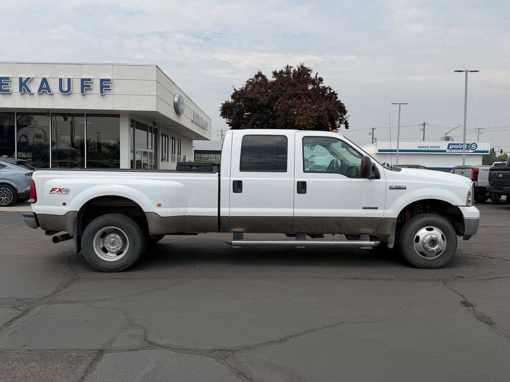 Used 2006 Ford F350 Lariat AWD/4WD image 2