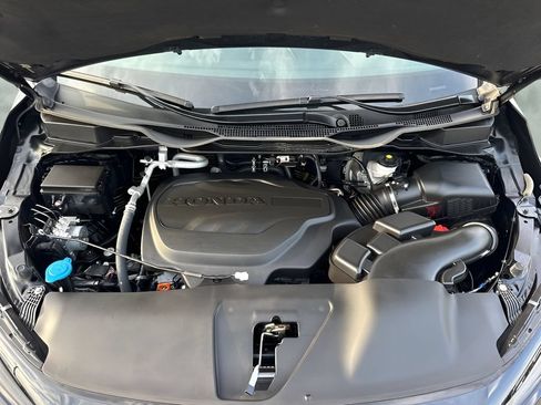 Used 2025 Honda Odyssey Sport-L image 28