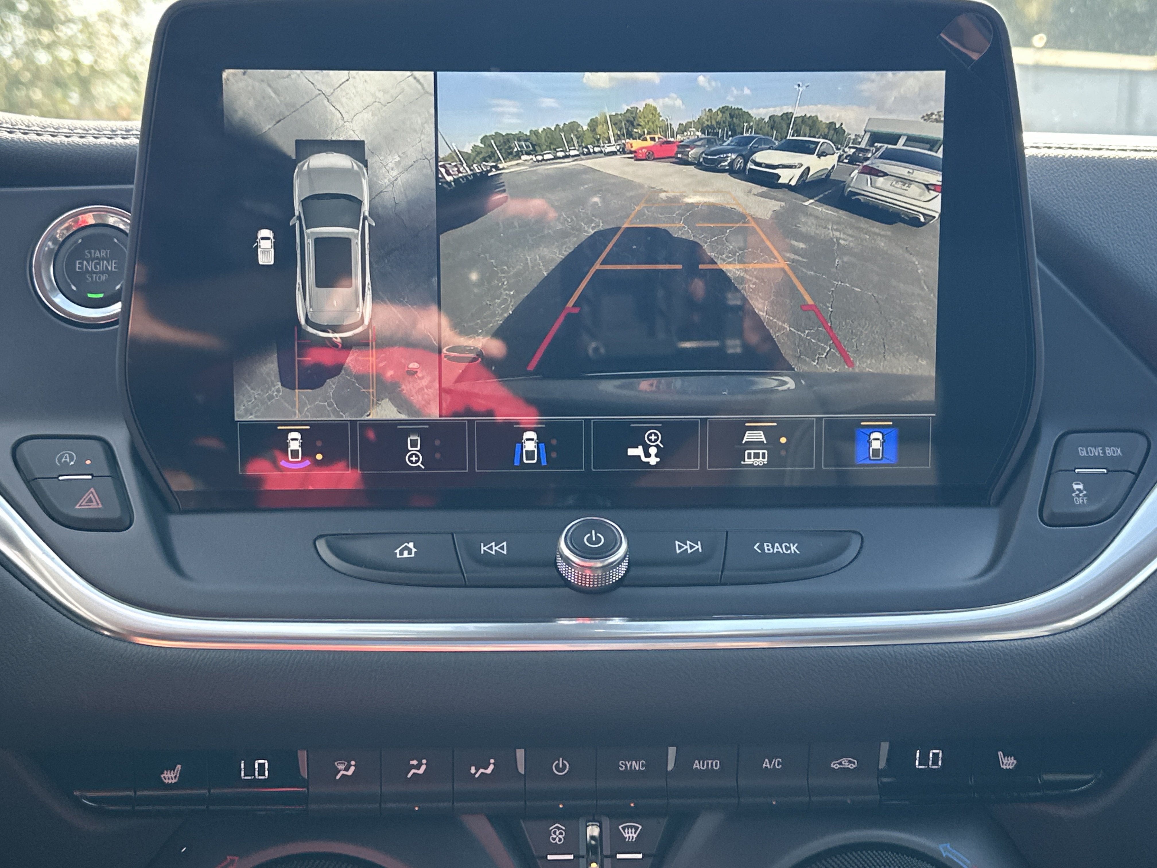 New 2026 Chevrolet Blazer LT w/ Sound & Technology Package FWD image 30