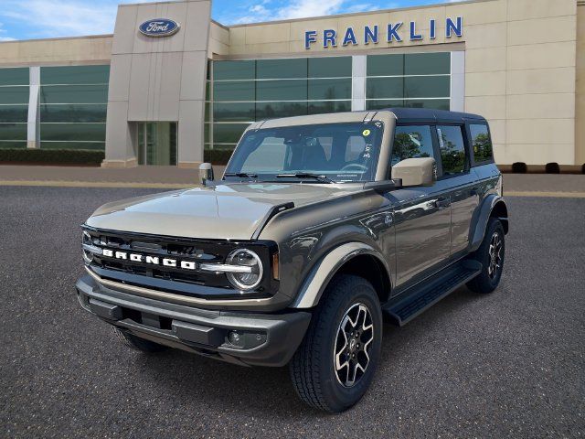 New 2026 Ford Bronco Outer Banks AWD/4WD image 3