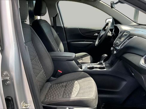 Used 2020 Chevrolet Equinox LT FWD image 9