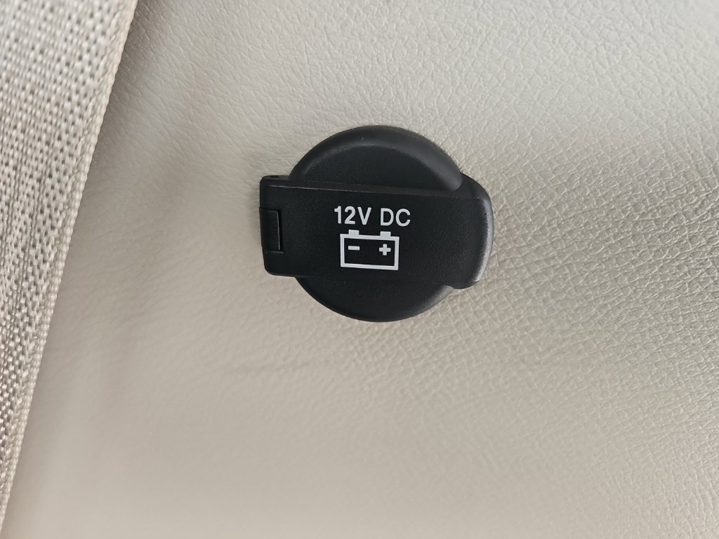 Used 2021 Chrysler Pacifica Touring FWD image 34