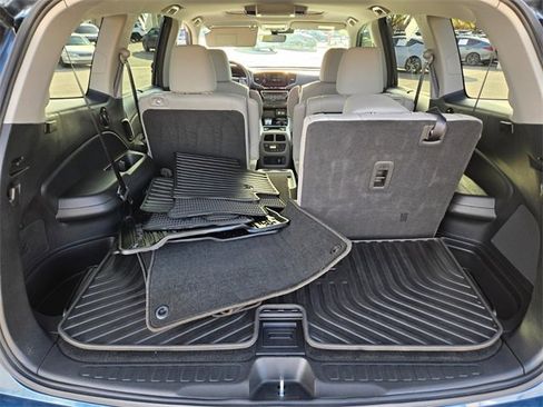 Certified 2022 Honda Pilot Touring image 19