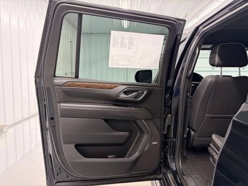 Used 2024 Chevrolet Suburban Premier AWD/4WD image 13
