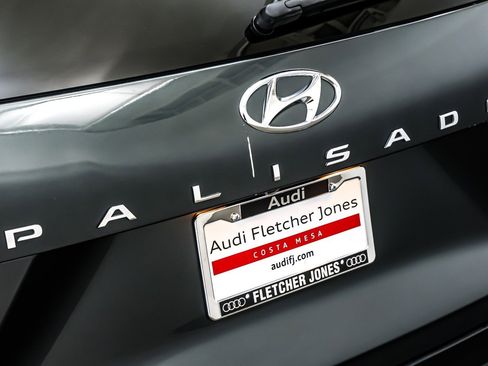 Used 2020 Hyundai Palisade Limited image 9