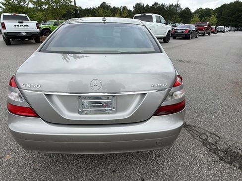 Used 2009 Mercedes-Benz S 550 4MATIC image 9