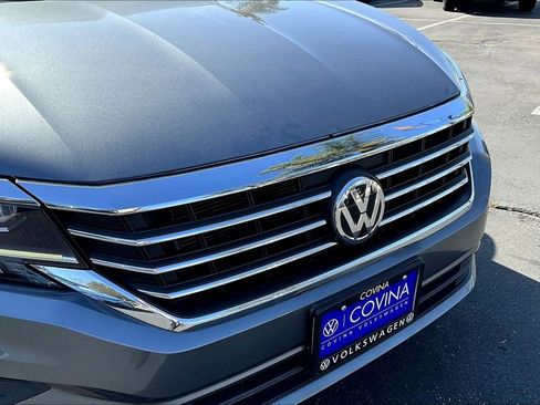 Used 2022 Volkswagen Passat 2.0T SE image 33