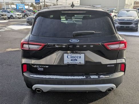 Used 2023 Ford Escape Active AWD/4WD image 6