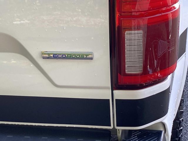 Used 2018 Ford F150 XLT w/ Equipment Group 302A Luxury AWD/4WD image 11