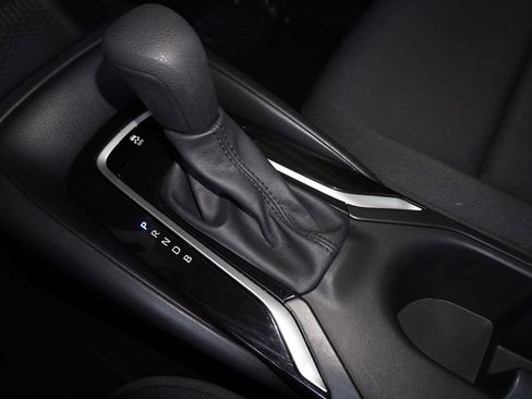 Certified 2025 Toyota Corolla LE image 17