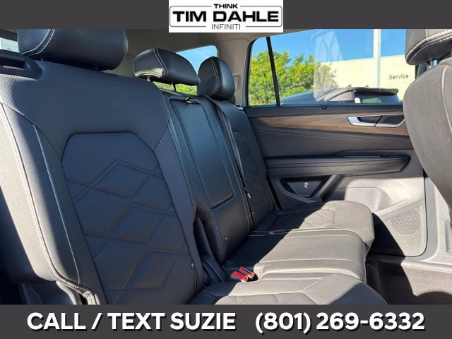 Used 2025 Volkswagen Atlas SE AWD/4WD image 18